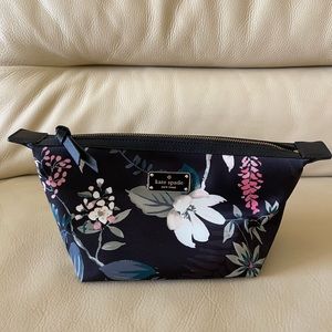 ♠️ Kate Spade Floral Pouch